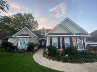 732 Oleander Ln, Biloxi, MS 39532