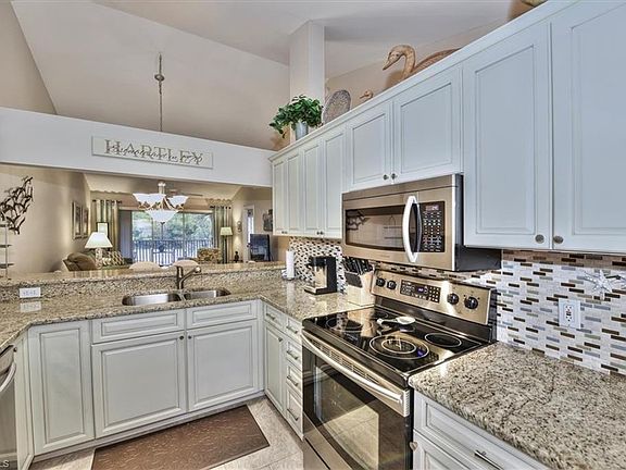 2nd image of 177 Robin Hood Cir #3-202