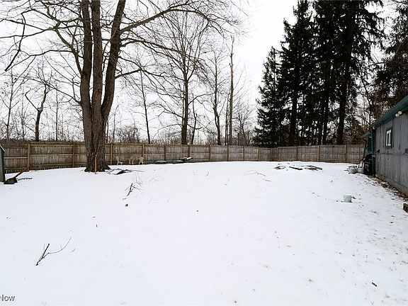 4th image of 705 Township Road 191