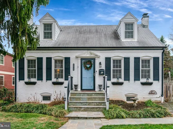 5210 25th Pl N, Arlington, VA 22207