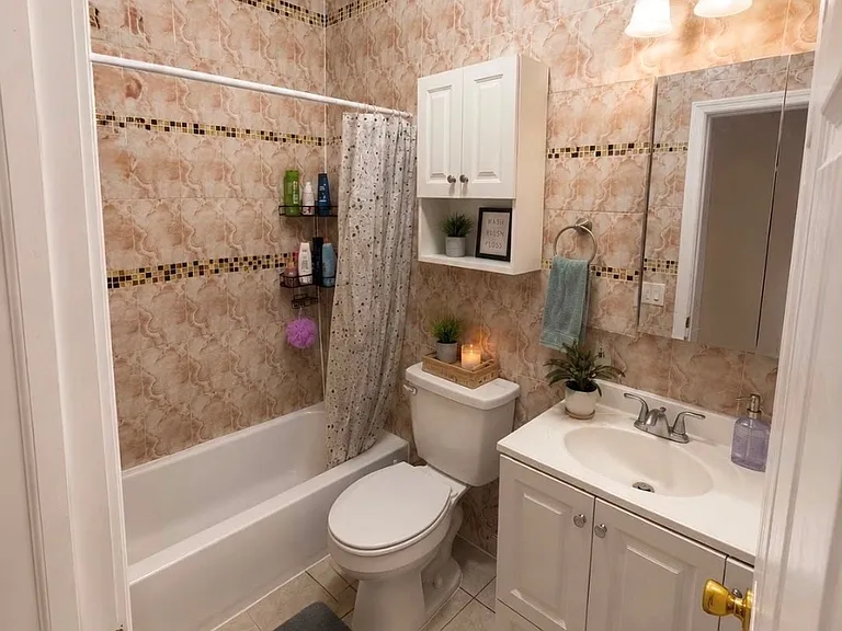 84 Thorne St #2 — Photo 15