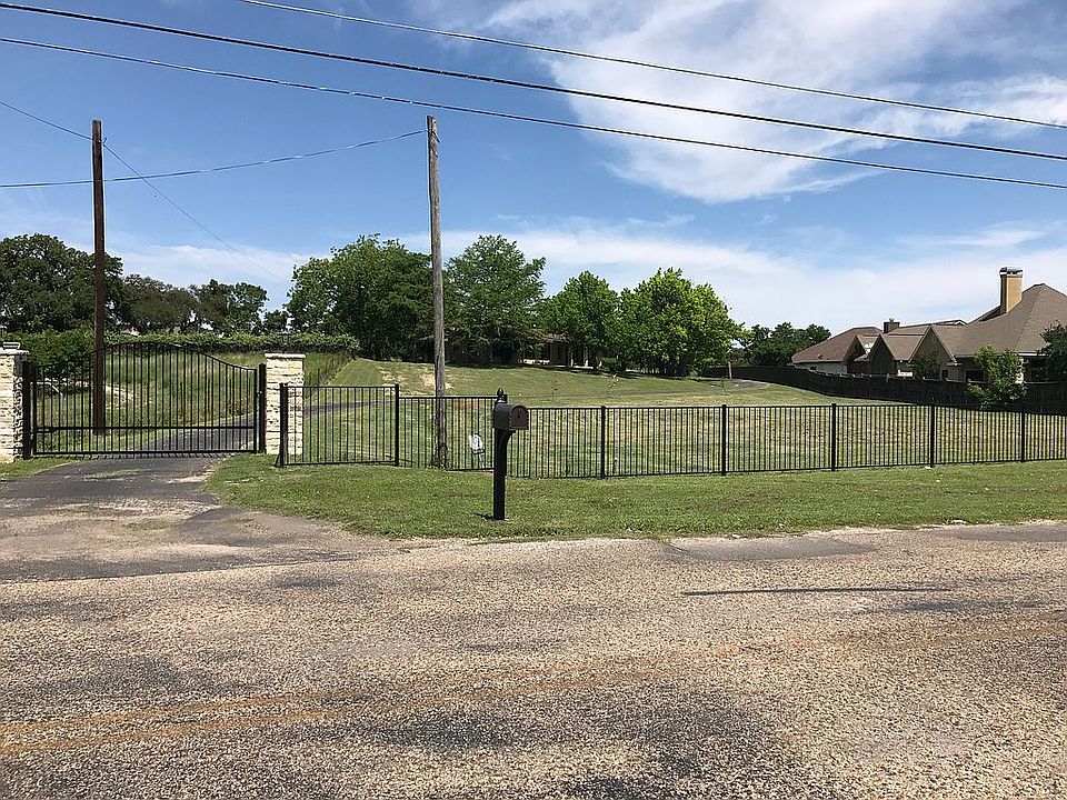 1st image of 728 W San Antonio Ave