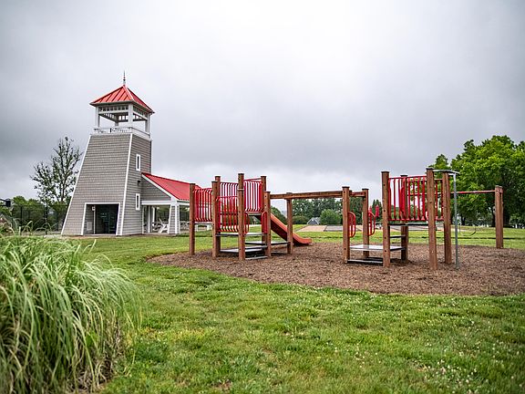 5th image of 92 Boardwalk Dr