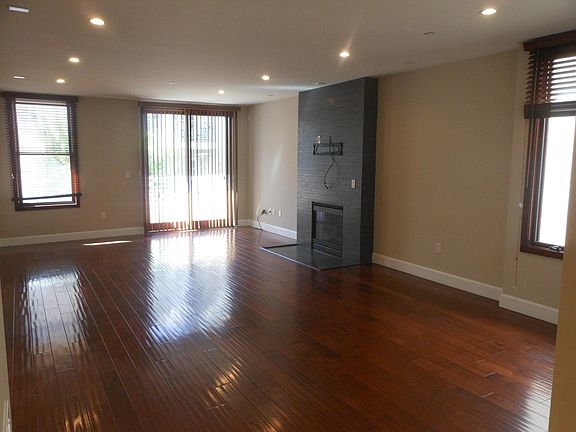 5th image of 1929 Selby Ave APT 202