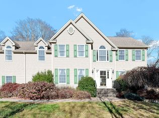2 Sundance Rd, New Milford, CT 06776