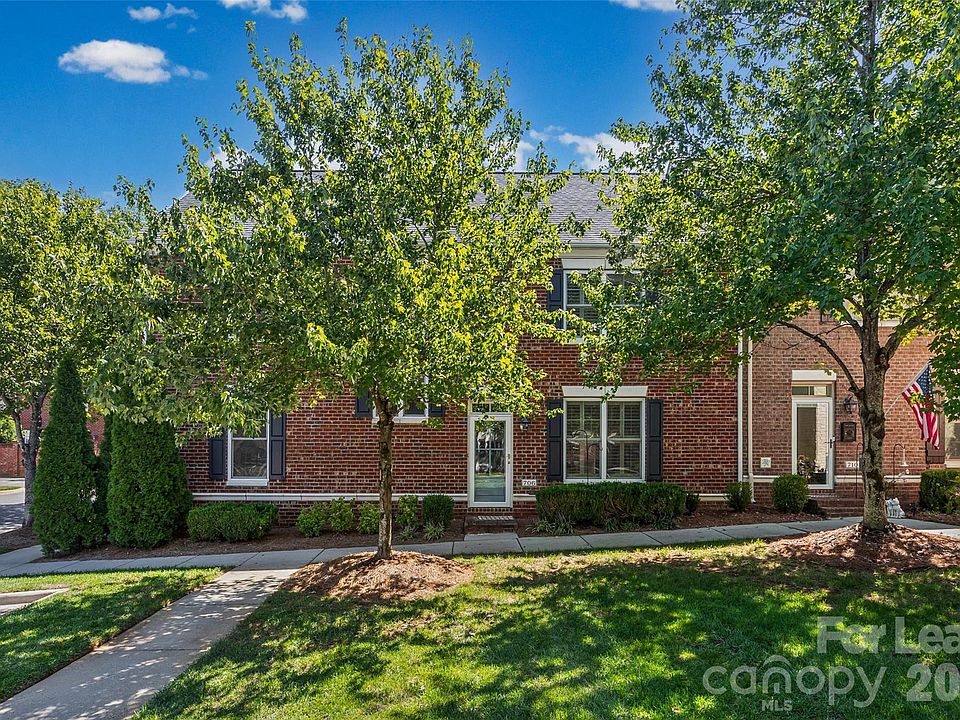 1st image of 706 Kingsley Way