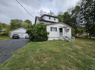 365 Brookfield Ave, Masury, OH 44438