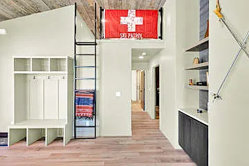 Loft and hallway to other bedrooms