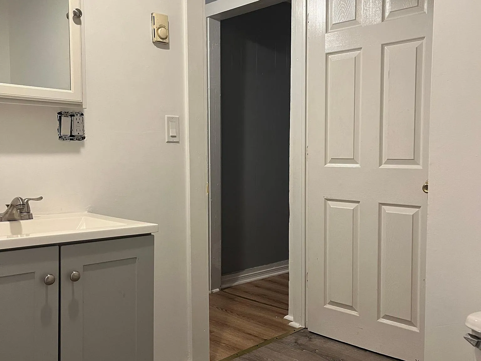 64 Boswell Ave — Photo 3