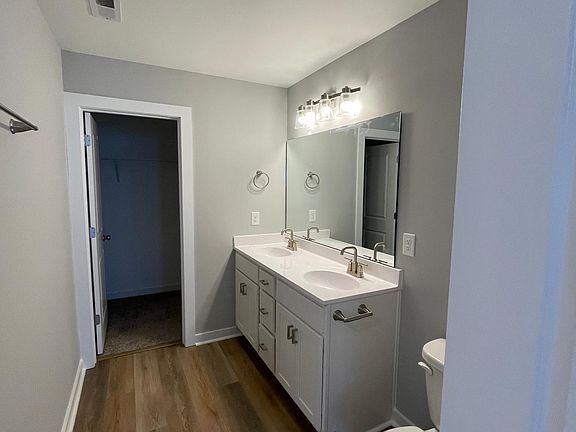 5th image of 310 Starfish Ln