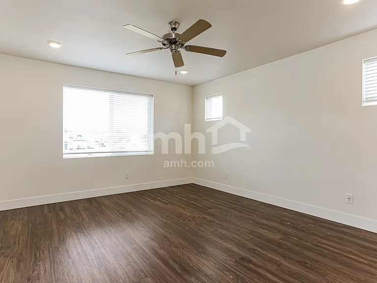 1461 92nd Way SE — Photo 9
