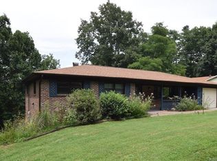 42 Azalea Rd, Arden, NC 28704