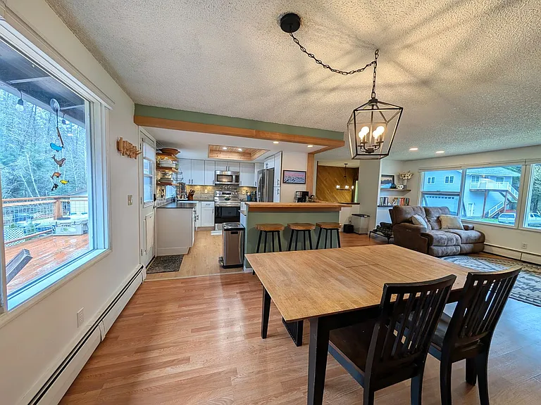 8221 Birch Ln — Photo 8