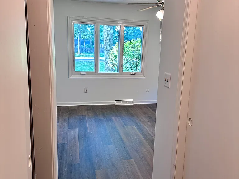 4875 Catalina Dr S — Photo 12
