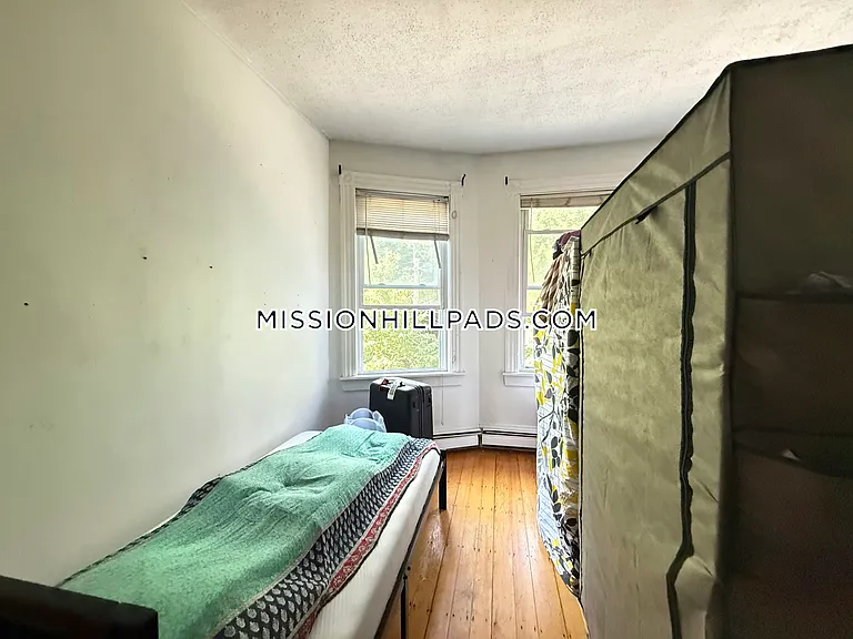 50 Fisher Ave #3 — Photo 9