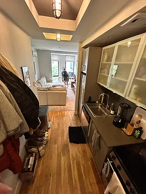 Rented by Nooklyn NYC LLC | media 36