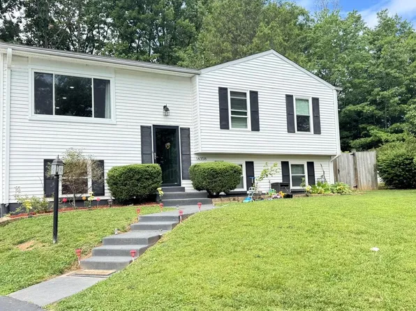 14358 Shaw Ct, Woodbridge, VA 22193