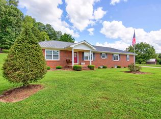 8228 Beech Valley Rd, Primm Springs, TN 38476