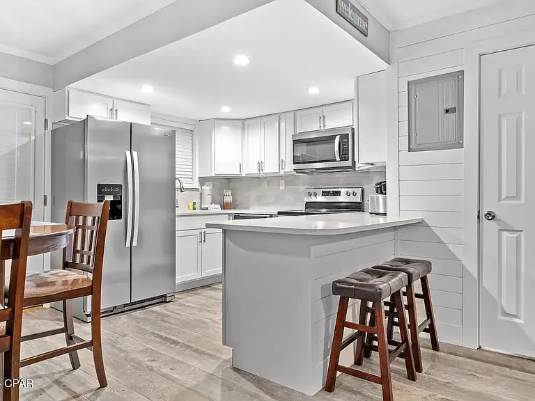 7904 Surf Dr #19 — Photo 5