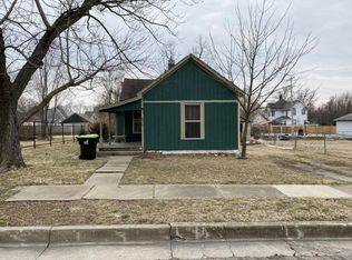 820 W 1st St, Webb City, MO 64870