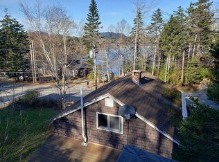 16 Seawall Rd, Southwest Harbor, ME 04679