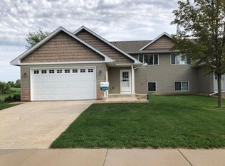 1007 White Tail Ln, Montrose, MN 55363