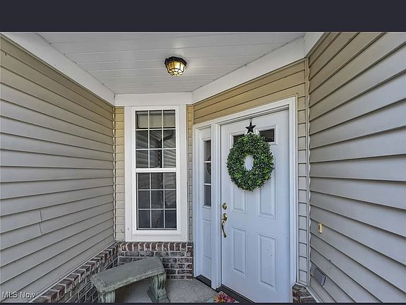 2nd image of 2578 Wyndgate Ct #2578