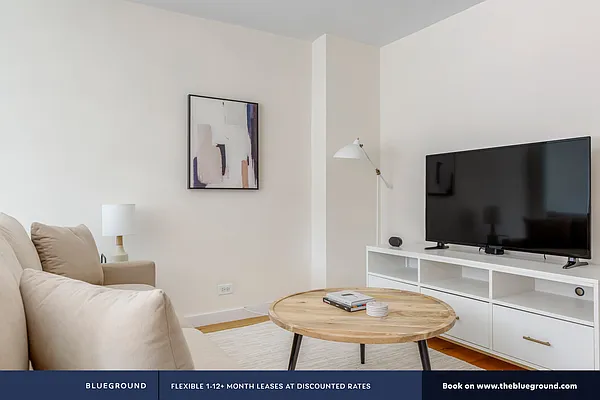 Rented by The Blueground | media 1