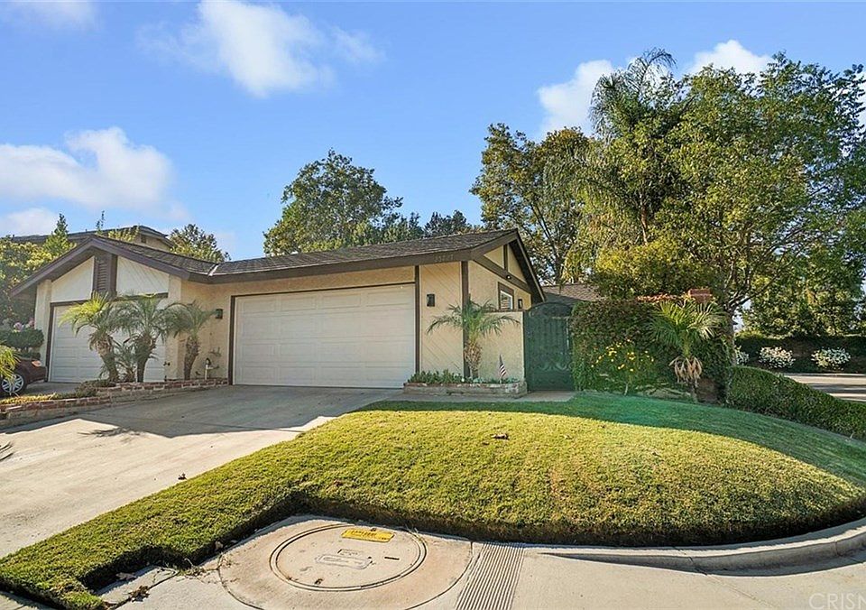 1st image of 25727 Leticia Dr