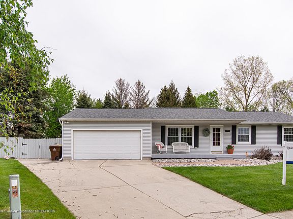 2nd image of 5702 Honey Creek Cir