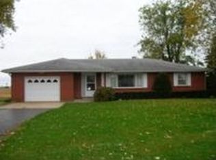 2808 Dixon Rd, Rock Falls, IL 61071