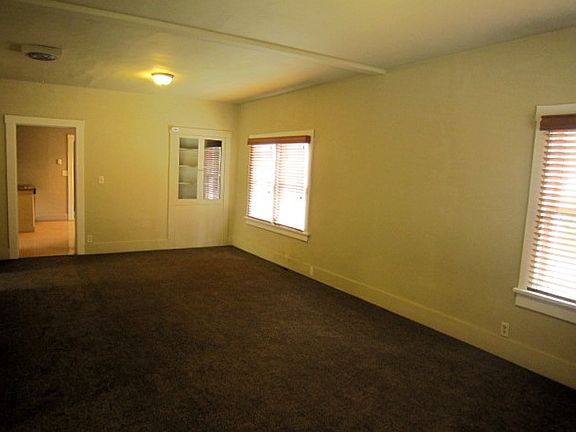 Living Room - Built Ins