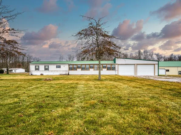 954 Mayland Rd, Crossville, TN 38571