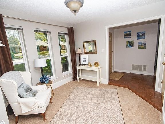 4th image of 1607 Villanova Dr