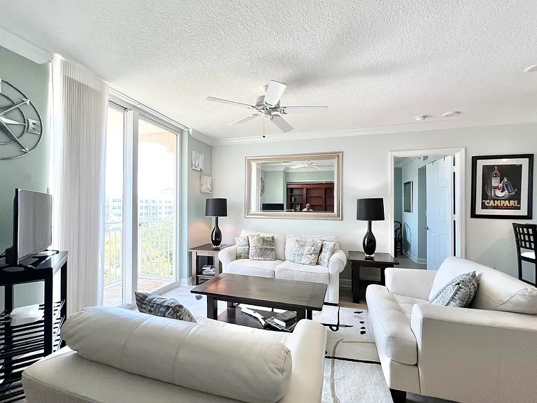 610 Clematis St #726 — Photo 7