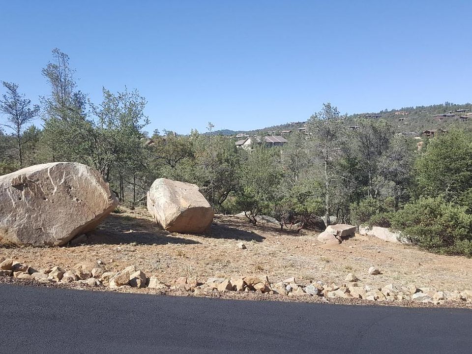 2nd image of 2073 Rustic Timbers Ln