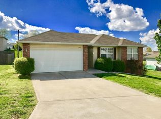 1215 S 14th St, Ozark, MO 65721