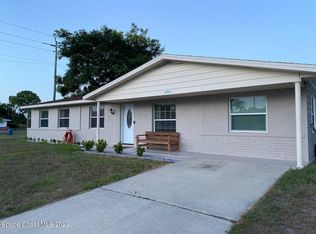 695 Capon St NE, Palm Bay, FL 32905