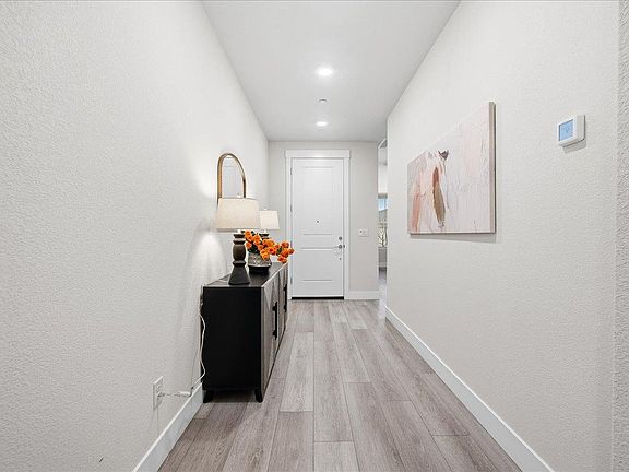 3rd image of 3247 Highgate Terrace Loop