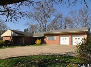 1823 North Rd NE, Warren, OH 44483