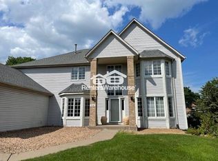 9142 Cambridge Alcove, Woodbury, MN 55125