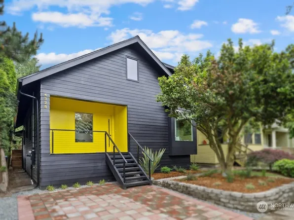 4328 Dayton Avenue N, Seattle, WA 98103