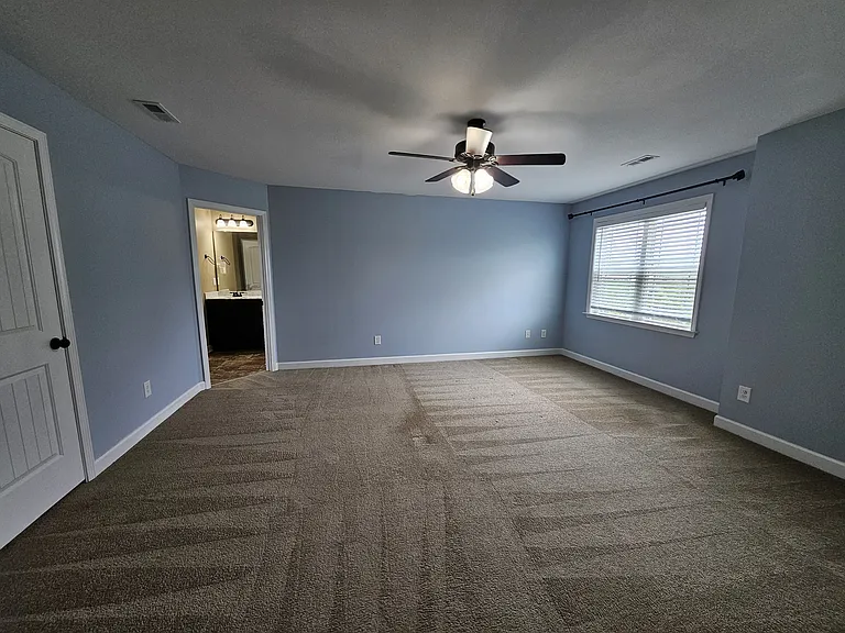 303 Weeping Willow Dr — Photo 12
