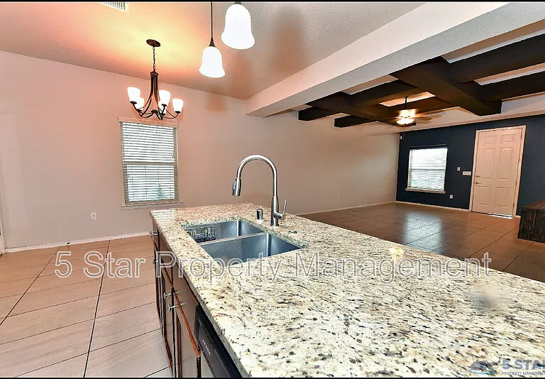 1908 William Caples St — Photo 18