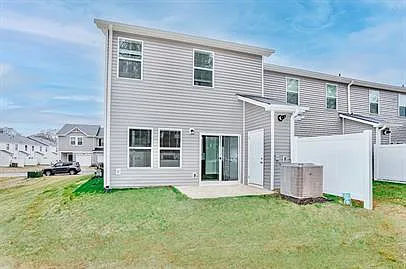 Building Photo - 206 Telford Dr #1