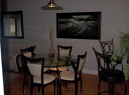 3rd image of 9952 Nob Hill Ln