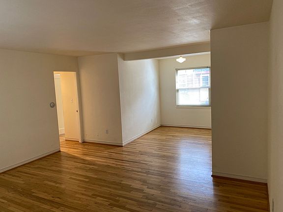 5th image of 4101 SE Belmont St APT 3