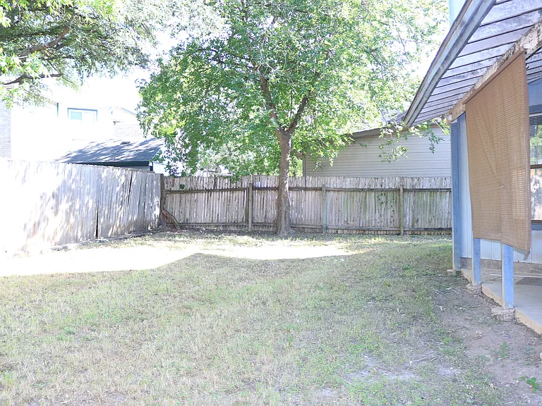 3824 Forsyth Park — Photo 15