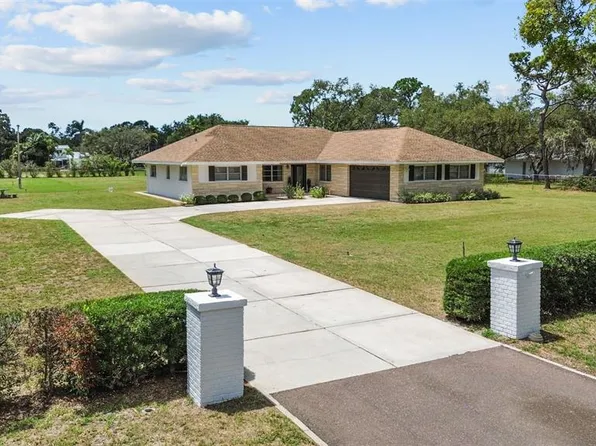 13198 98th Ave, Seminole, FL 33776