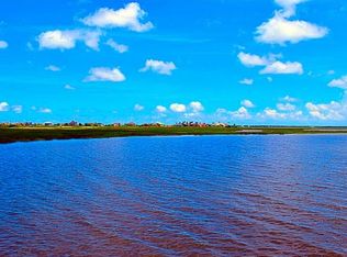 114 Southwind Rd, Rockport, TX 78382